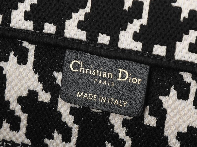 Christian Dior Shopping Bags